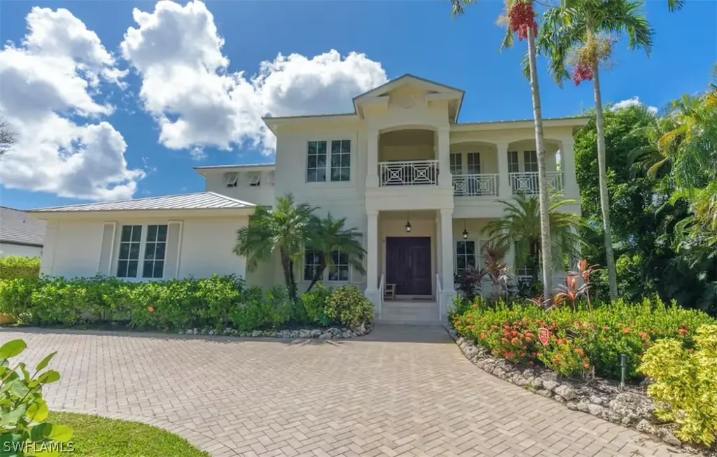 428 Rudder Road Naples FL 34102