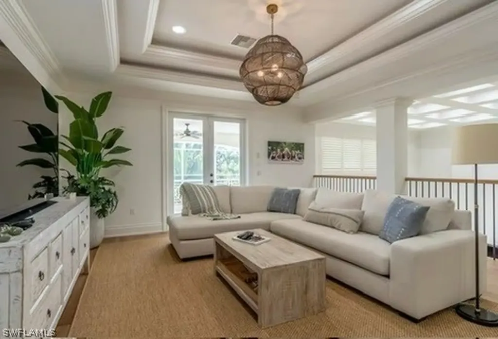 428 Rudder Road Naples FL 34102