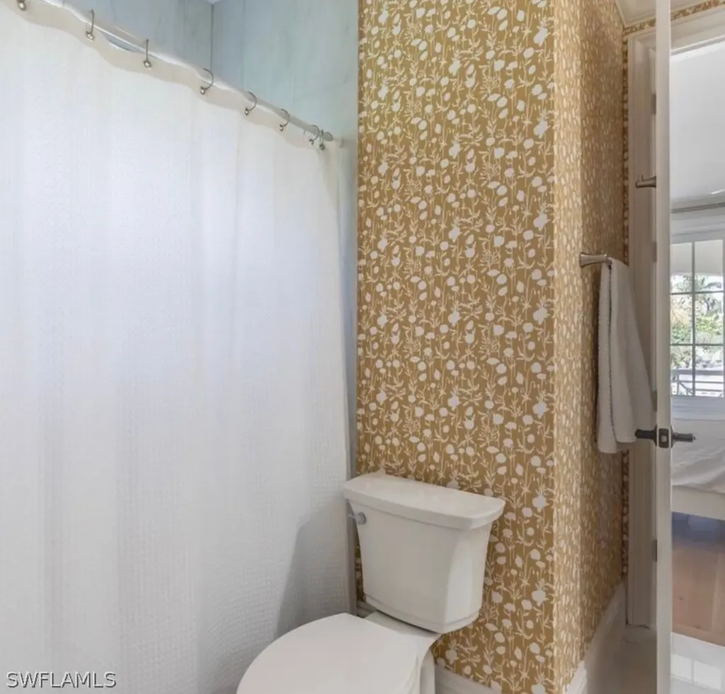 428 Rudder Road Naples FL 34102