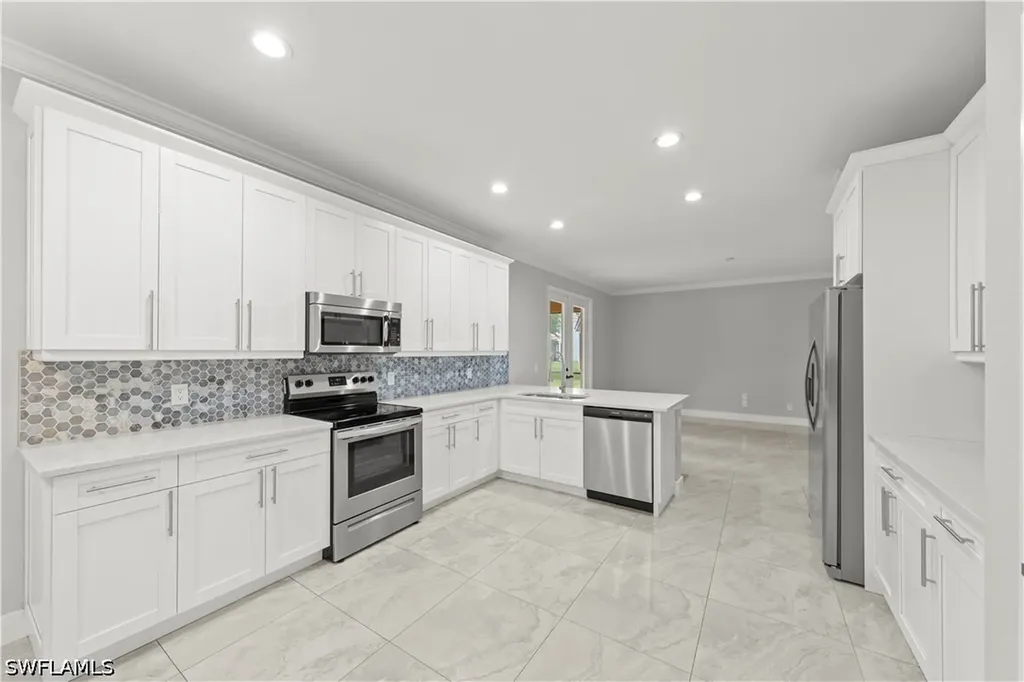 2859 Blossom Court Naples FL 34120