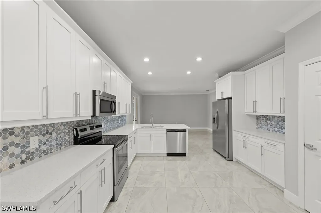 2859 Blossom Court Naples FL 34120