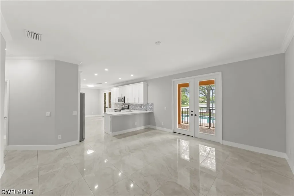 2859 Blossom Court Naples FL 34120