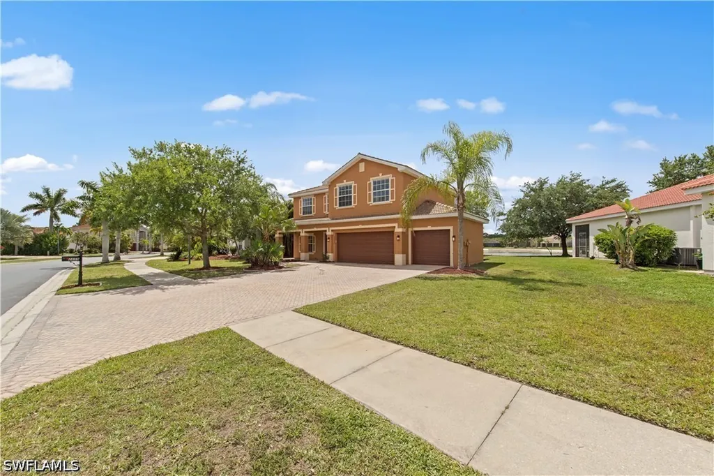 2859 Blossom Court Naples FL 34120