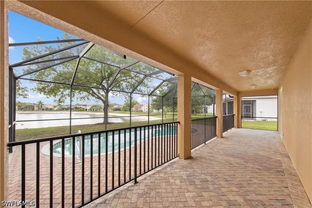 2859 Blossom Court Naples FL 34120
