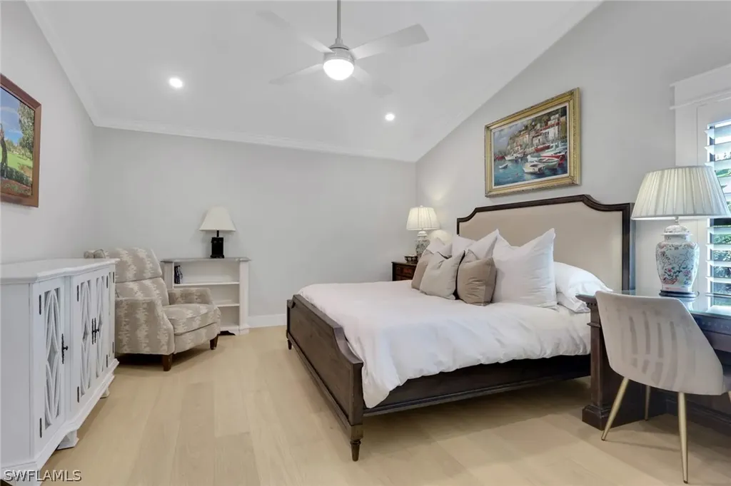 1325 Kings Way Naples FL 34104