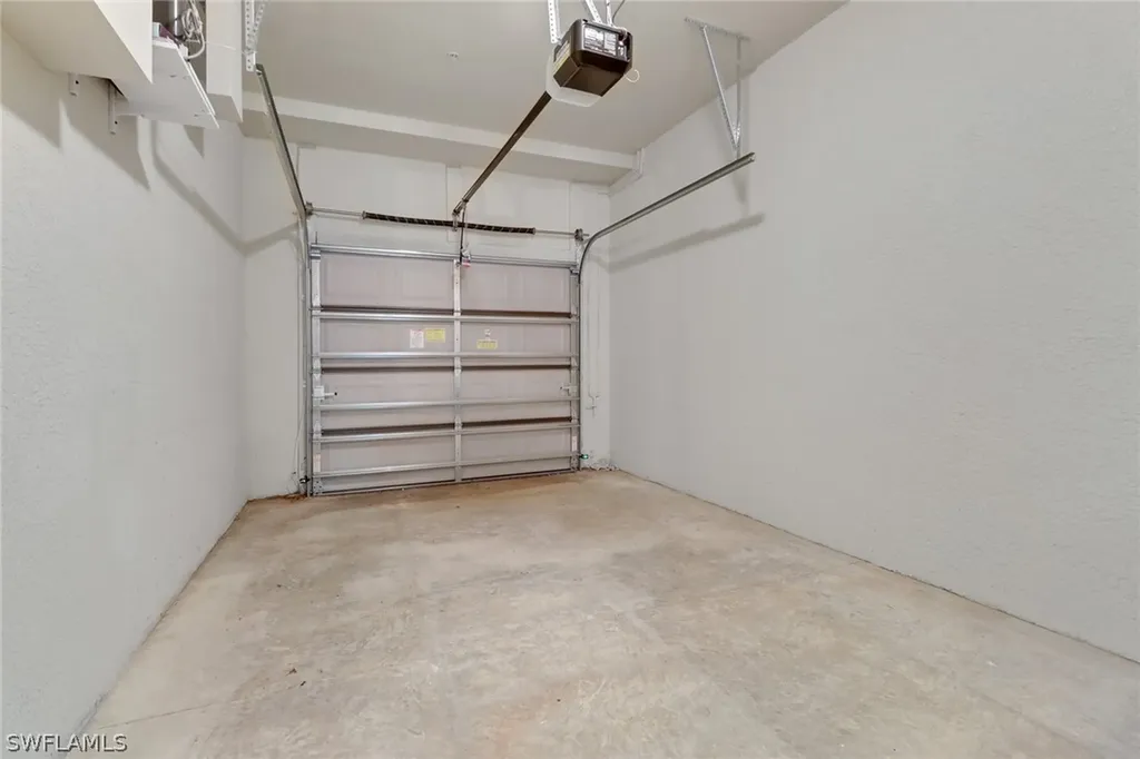 6526 Monterey Point Naples FL 34105