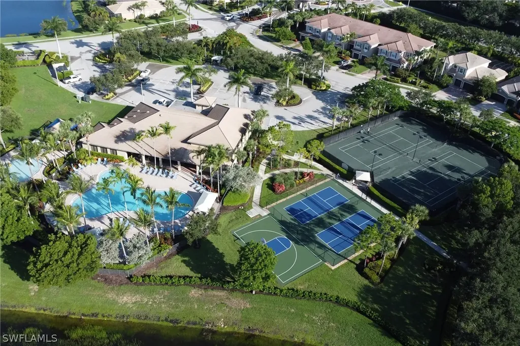 6526 Monterey Point Naples FL 34105