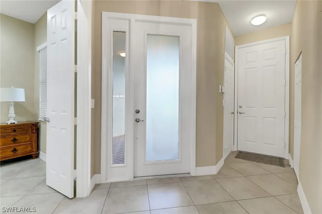 6526 Monterey Point Naples FL 34105