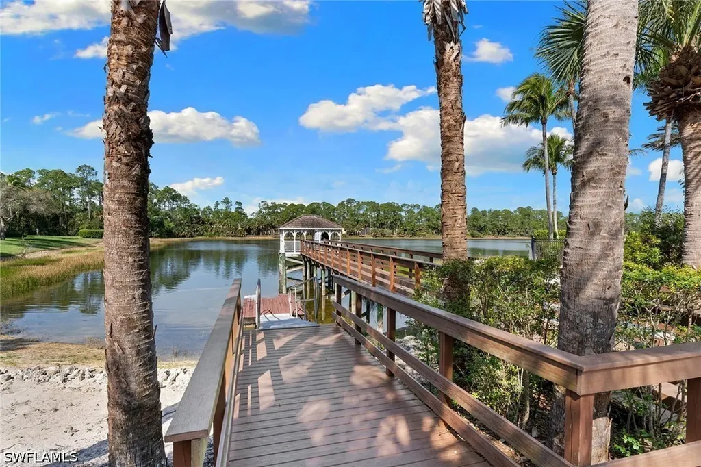 1882 Tarpon Bay Drive S Naples FL 34119
