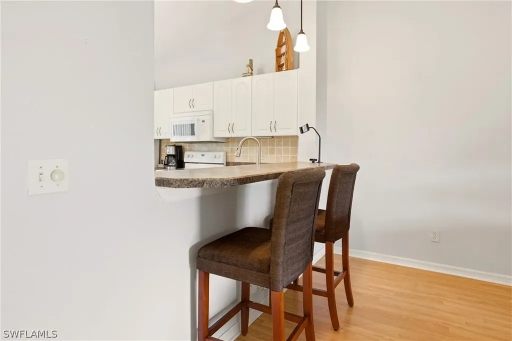 1723 Reuven Circle Naples FL 34112