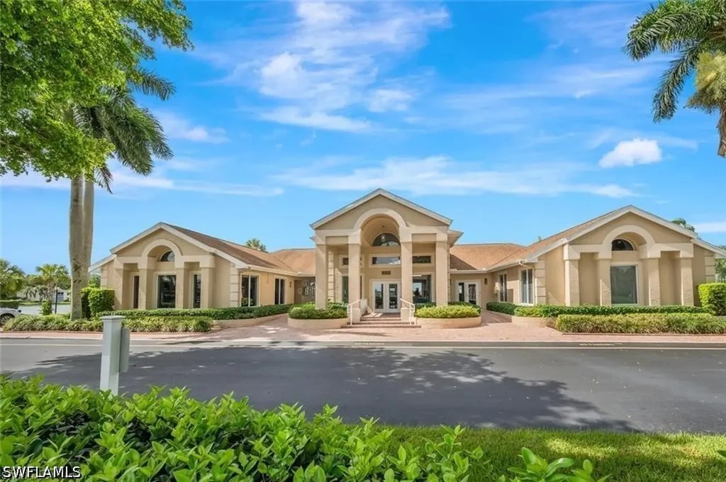 1723 Reuven Circle Naples FL 34112
