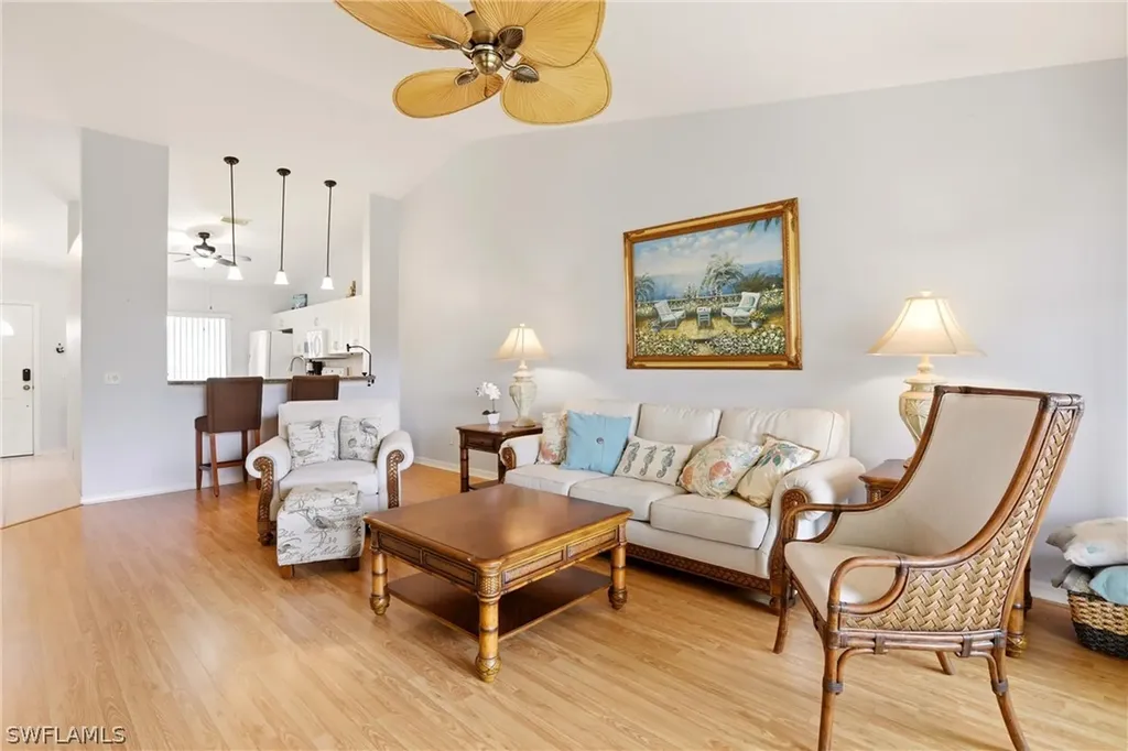 1723 Reuven Circle Naples FL 34112