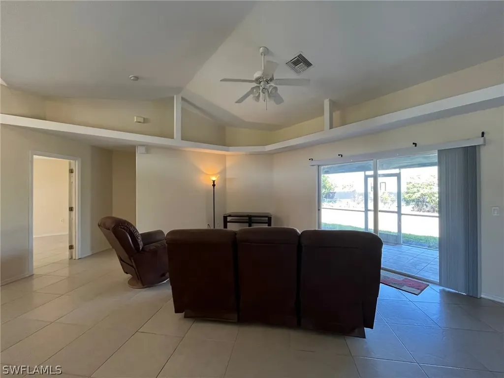 2653 NW 9th Street Cape Coral FL 33993