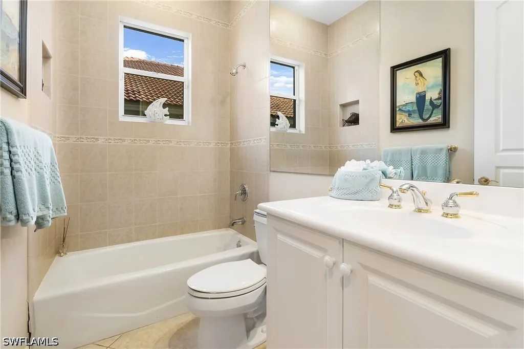 2501 Augusta Drive Naples FL 34109