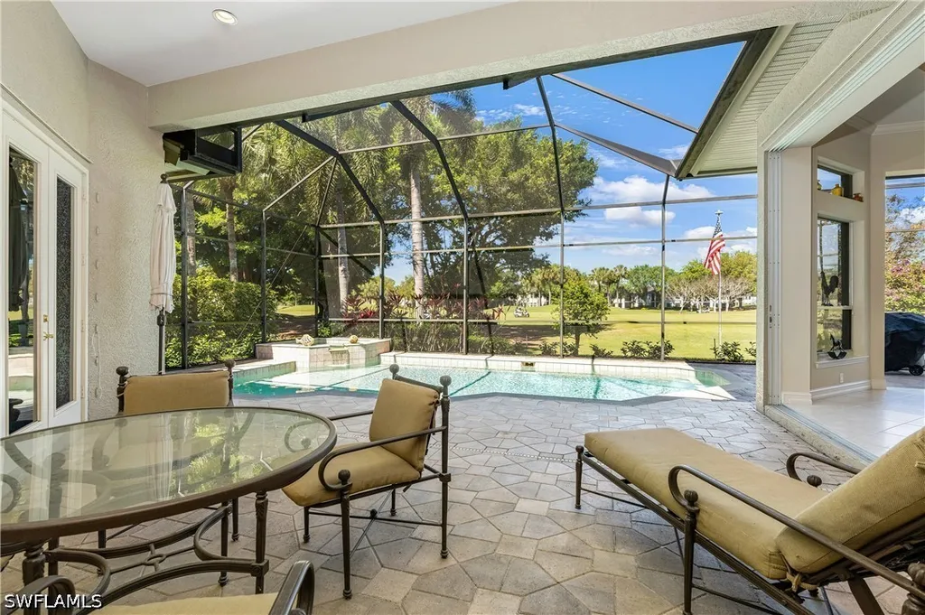 2501 Augusta Drive Naples FL 34109