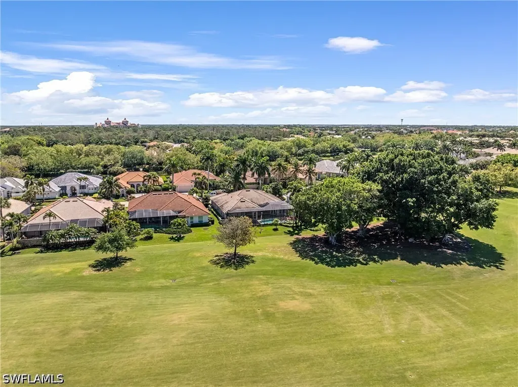 2501 Augusta Drive Naples FL 34109
