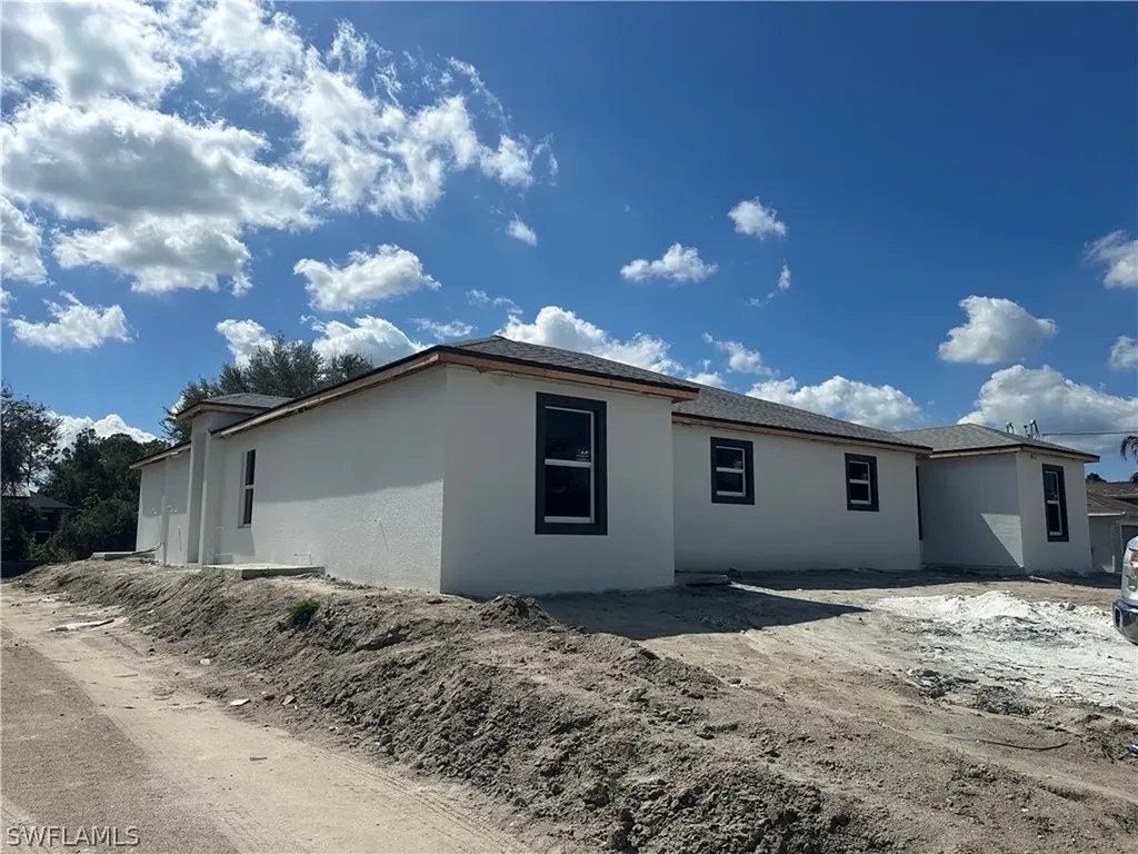4429-4431 28th Street SW Lehigh Acres FL 33973