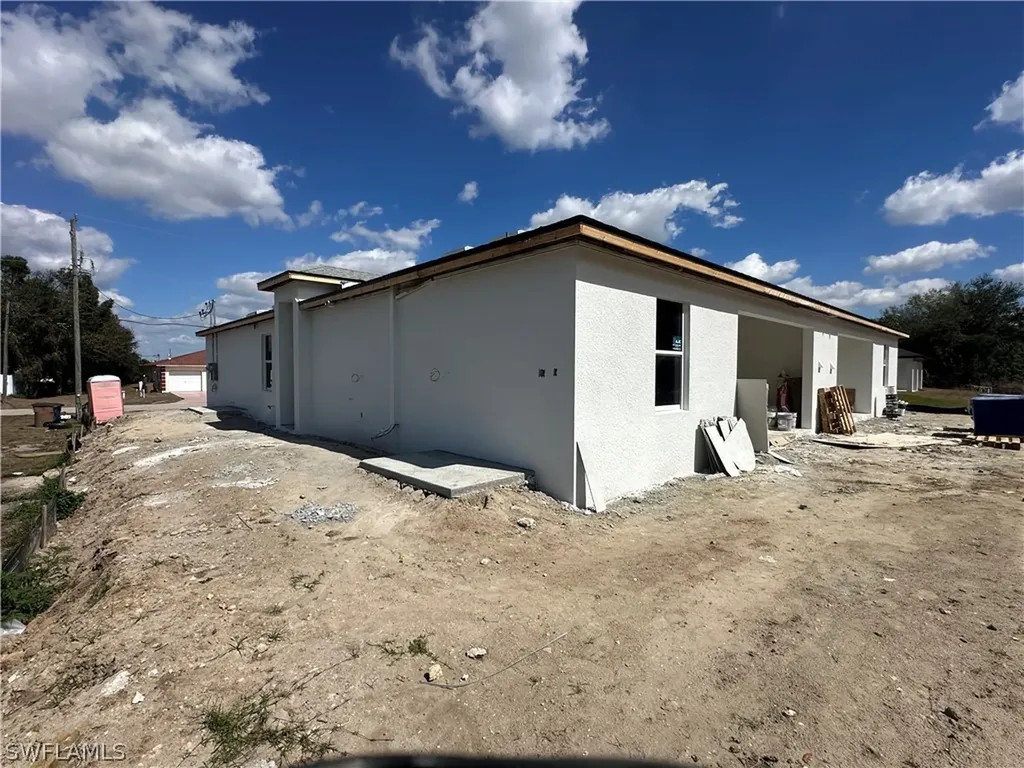 4429-4431 28th Street SW Lehigh Acres FL 33973