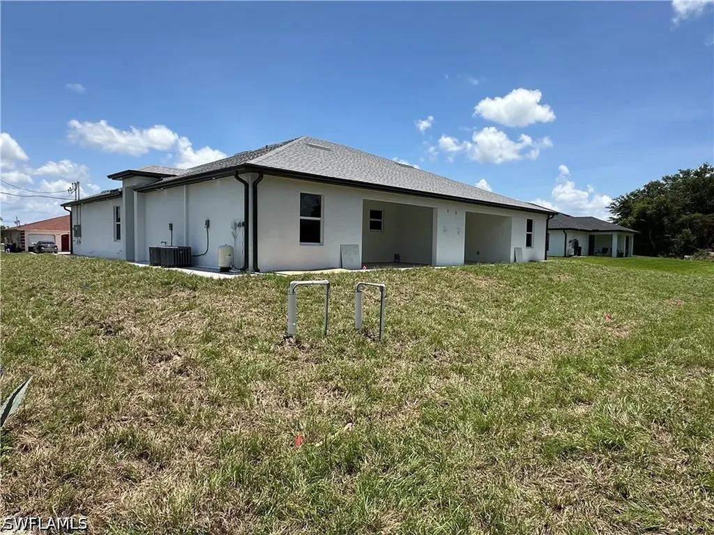 4429-4431 28th Street SW Lehigh Acres FL 33973