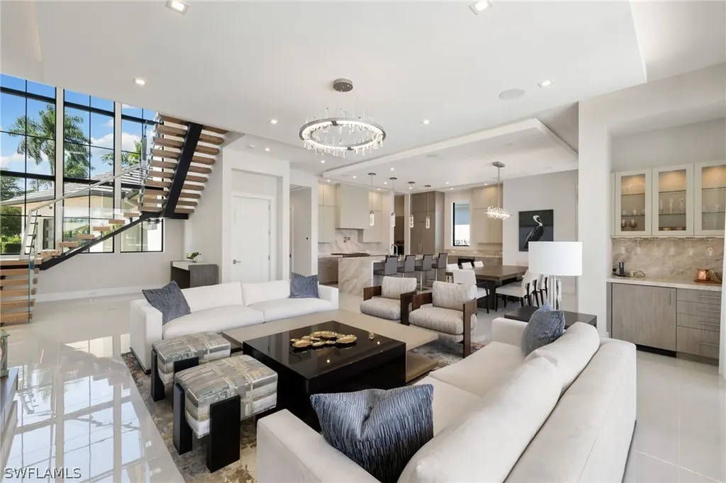 2345 Tarpon Road Naples FL 34102