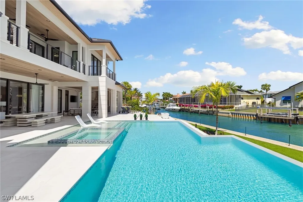 2345 Tarpon Road Naples FL 34102