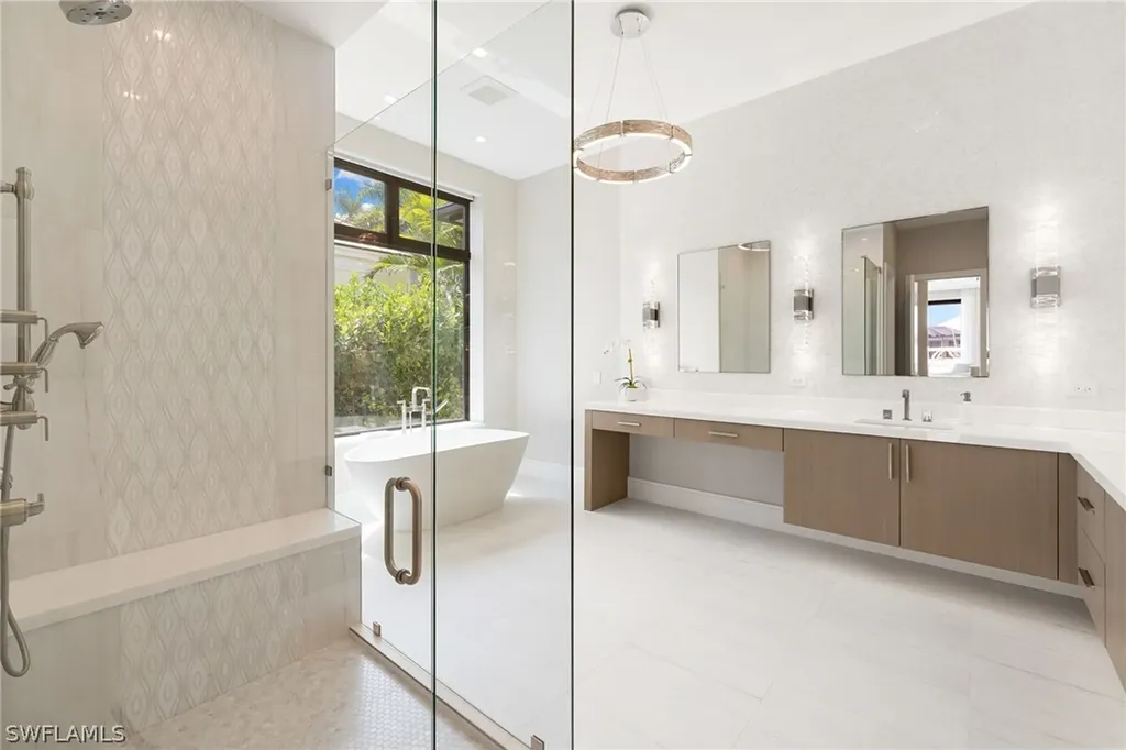 2345 Tarpon Road Naples FL 34102