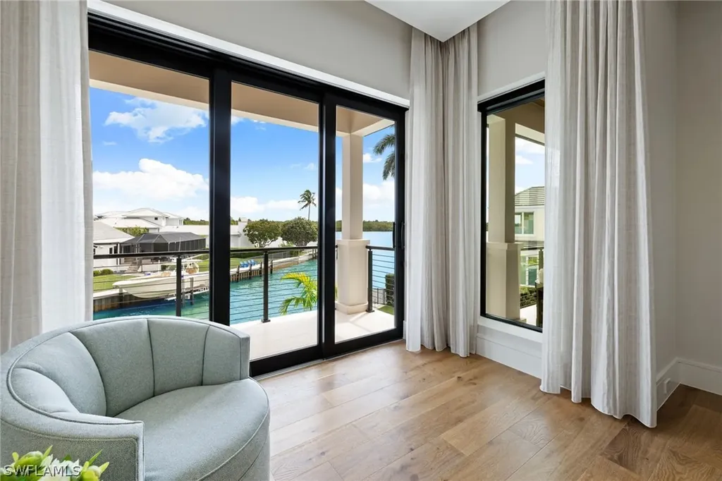 2345 Tarpon Road Naples FL 34102