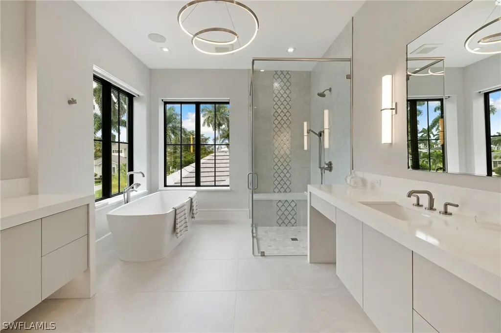 2345 Tarpon Road Naples FL 34102
