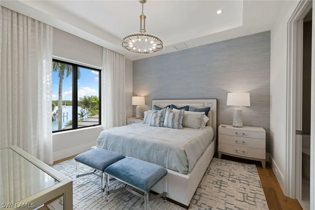 2345 Tarpon Road Naples FL 34102