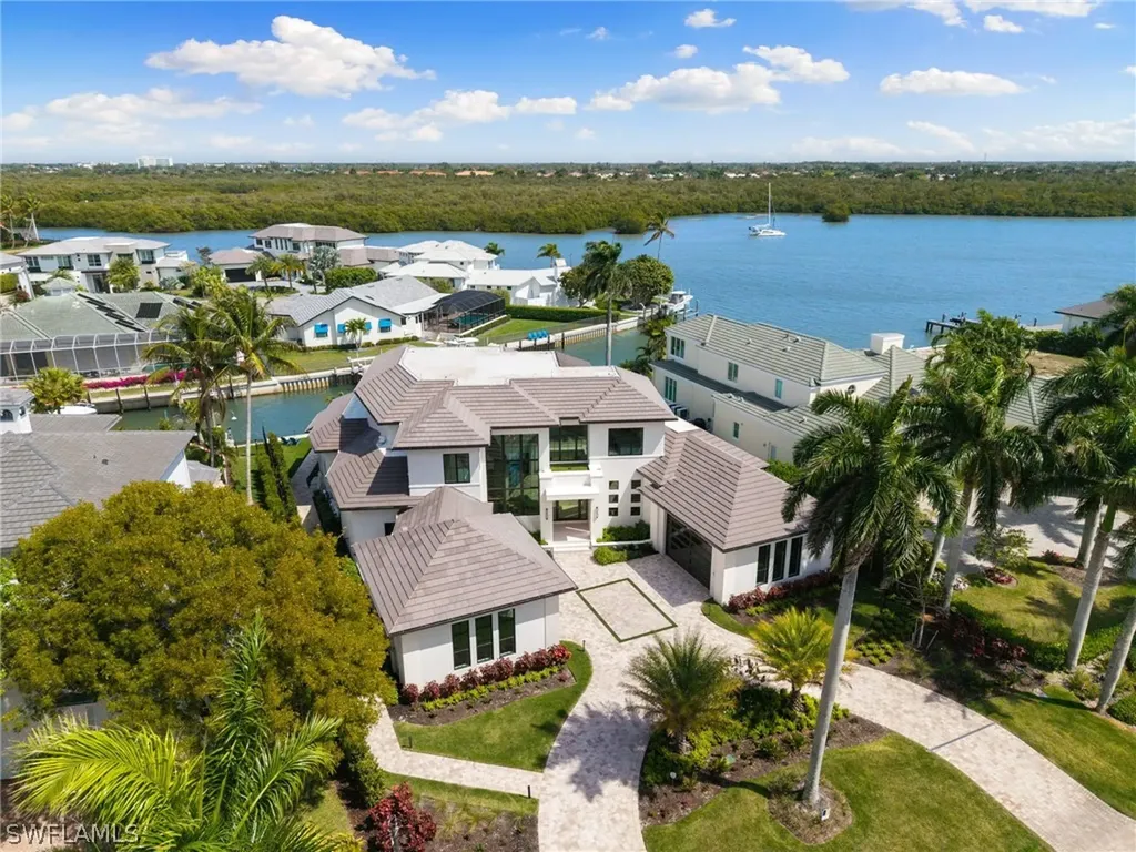 2345 Tarpon Road Naples FL 34102
