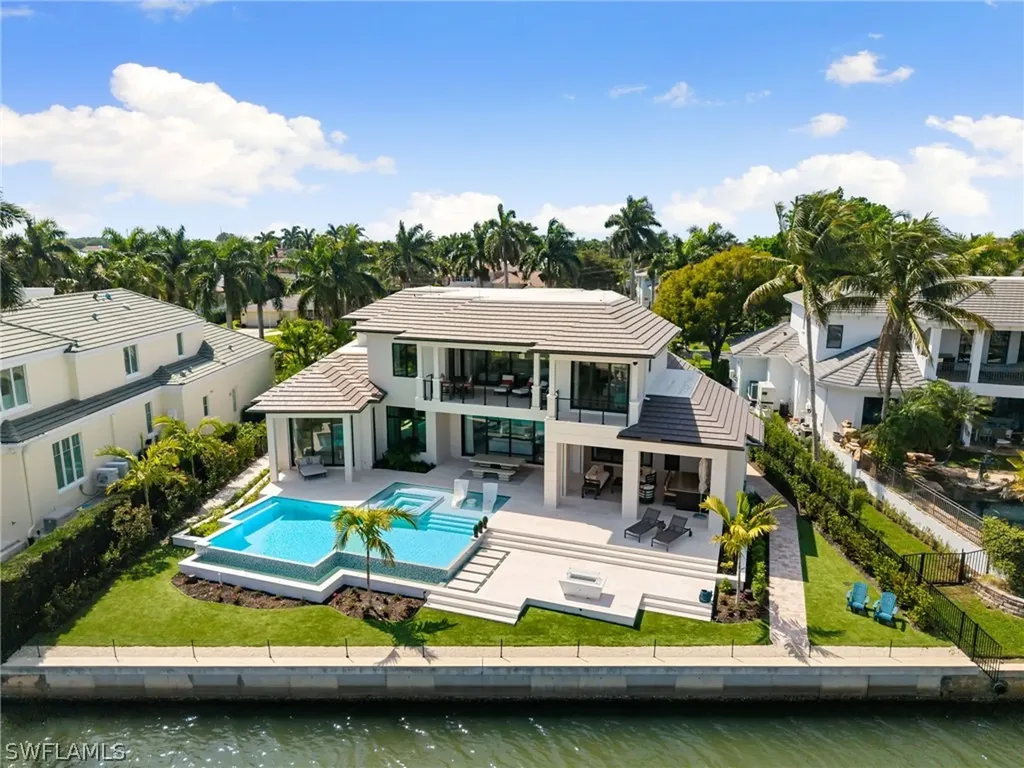 2345 Tarpon Road Naples FL 34102