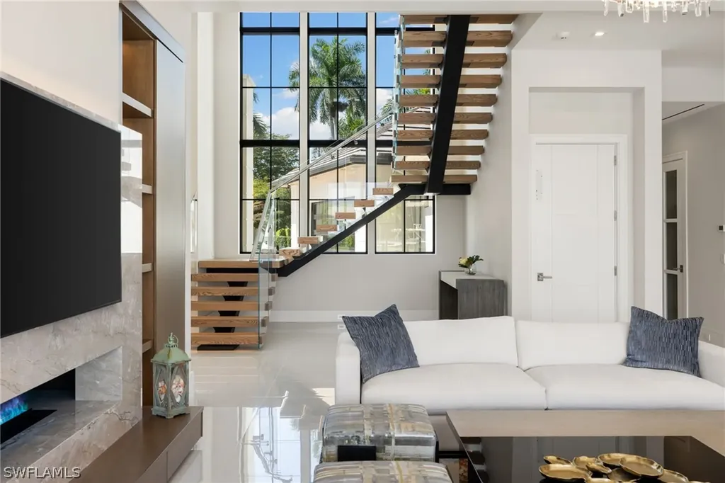 2345 Tarpon Road Naples FL 34102