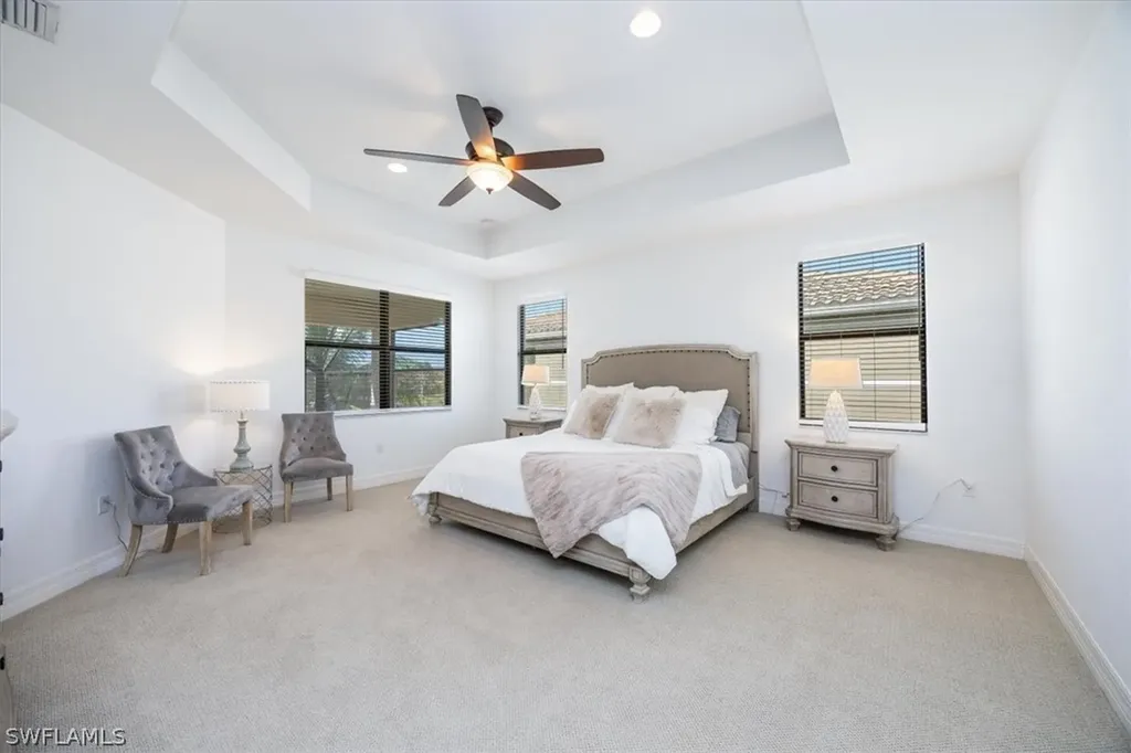 13905 Luna Drive Naples FL 34109