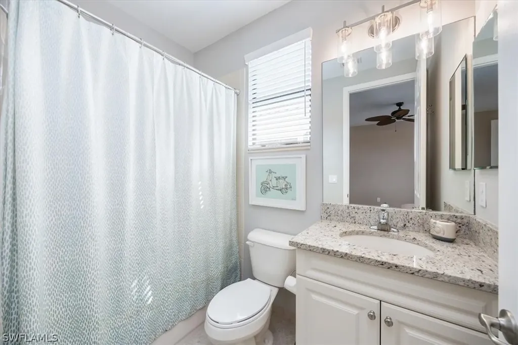 13905 Luna Drive Naples FL 34109