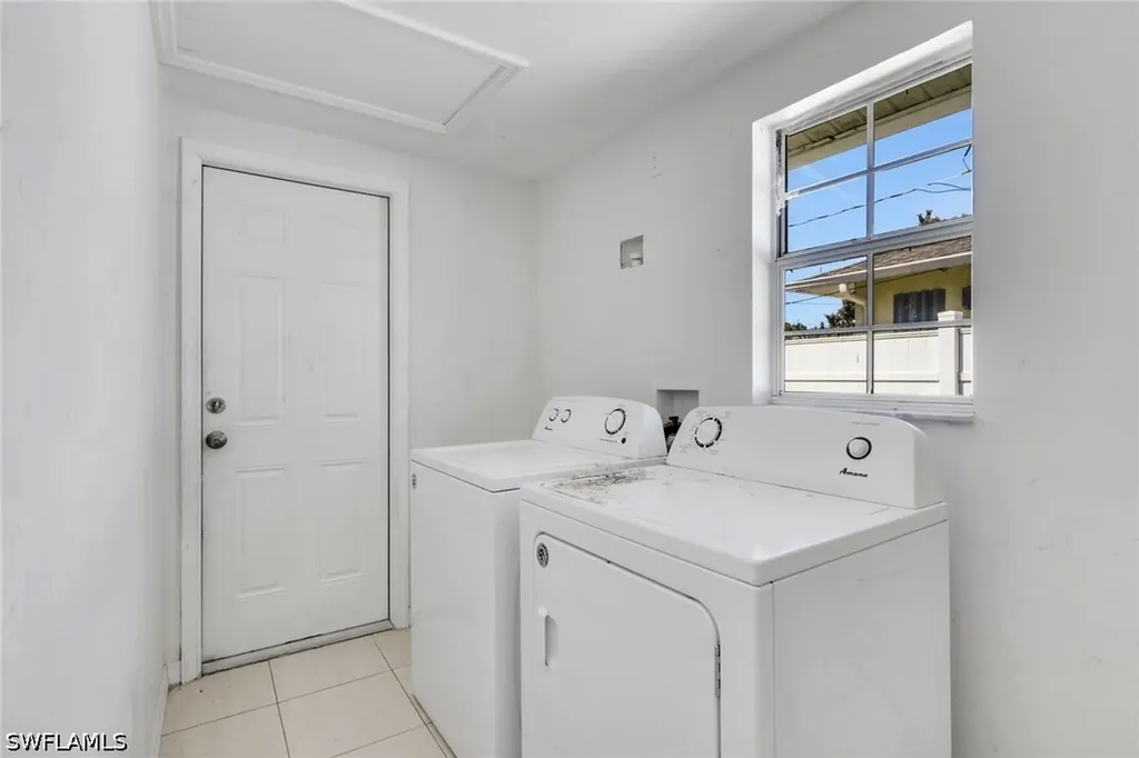5326 Dixie Drive Naples FL 34113