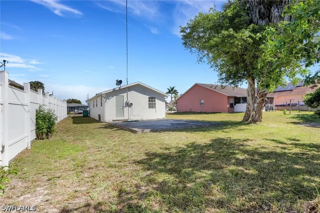 5326 Dixie Drive Naples FL 34113