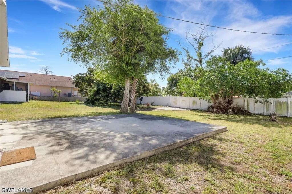 5326 Dixie Drive Naples FL 34113