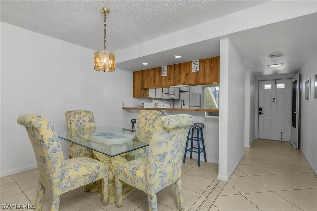190 Palm Drive Naples FL 34112