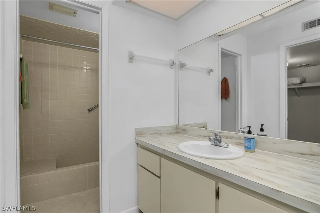 190 Palm Drive Naples FL 34112