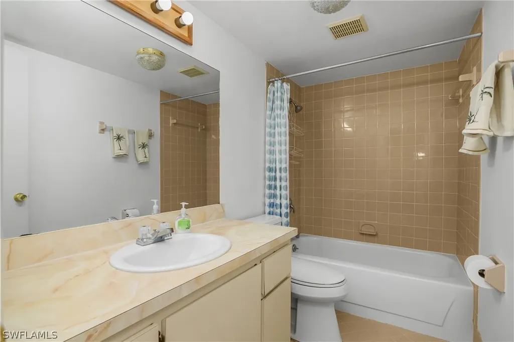 190 Palm Drive Naples FL 34112