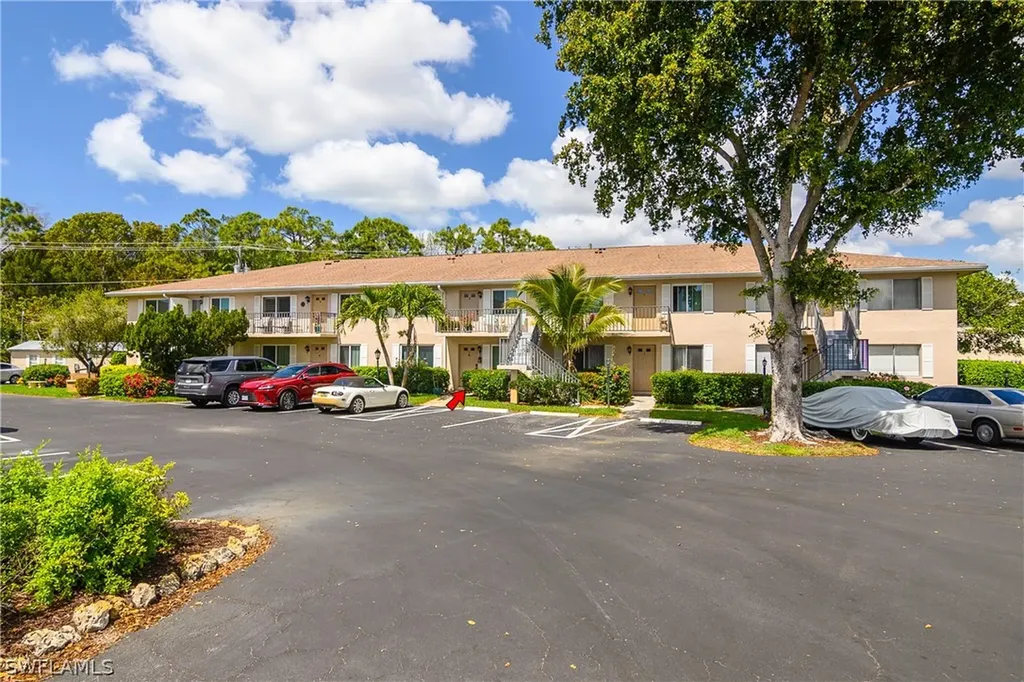 190 Palm Drive Naples FL 34112