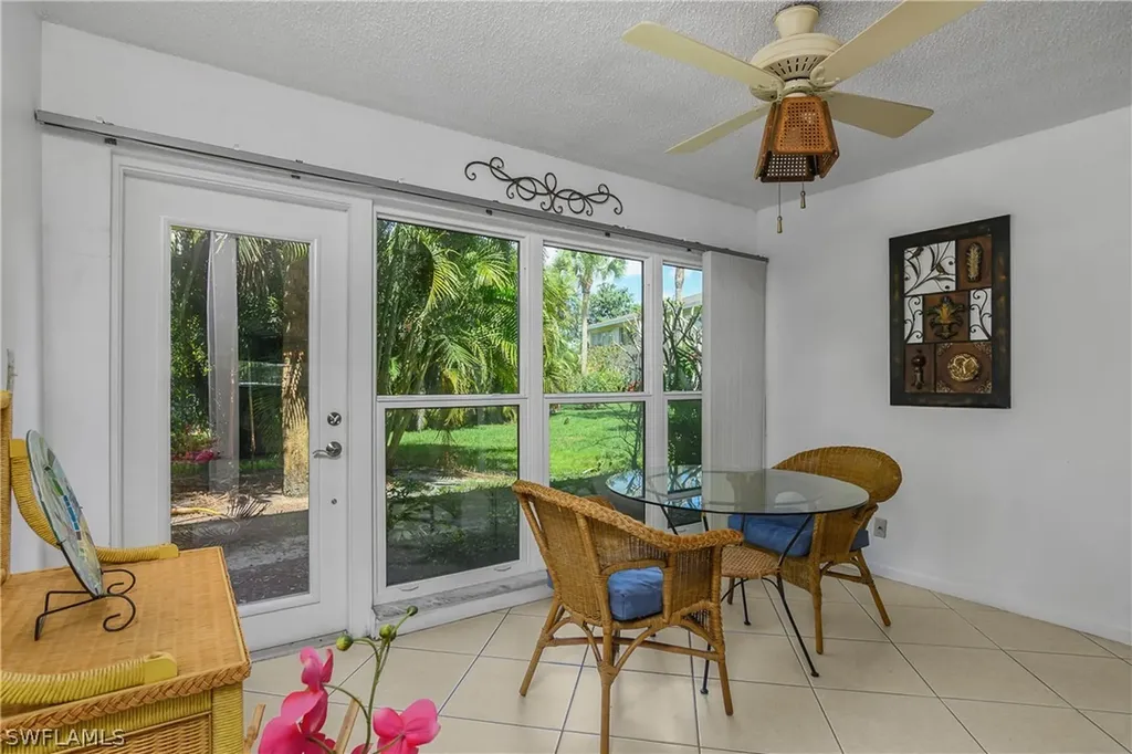 190 Palm Drive Naples FL 34112