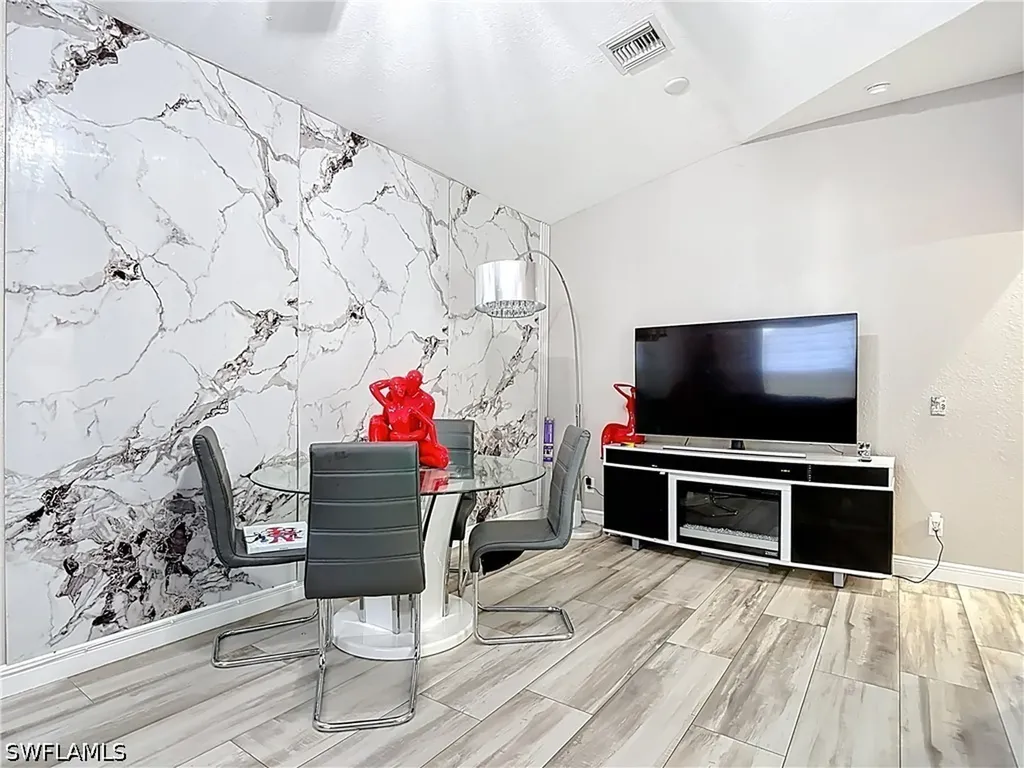 1845 Desoto Boulevard N Naples FL 34120