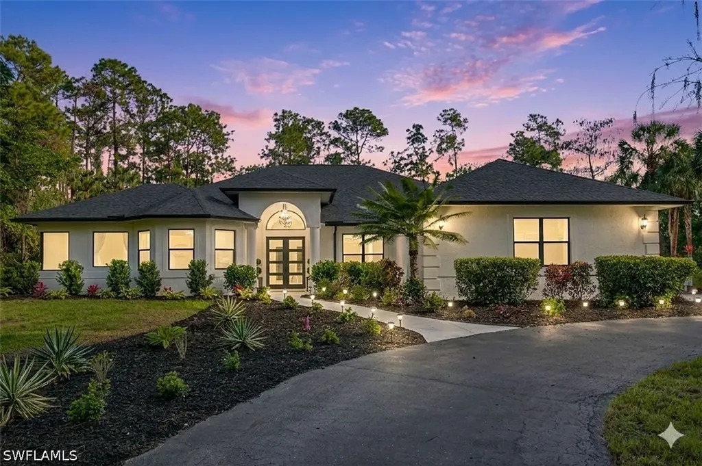 4075 1st Avenue SW Naples FL 34119