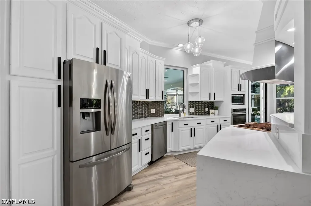 4075 1st Avenue SW Naples FL 34119