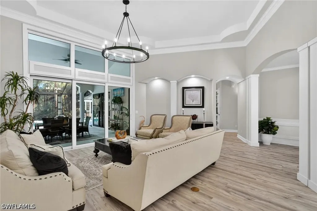 4075 1st Avenue SW Naples FL 34119