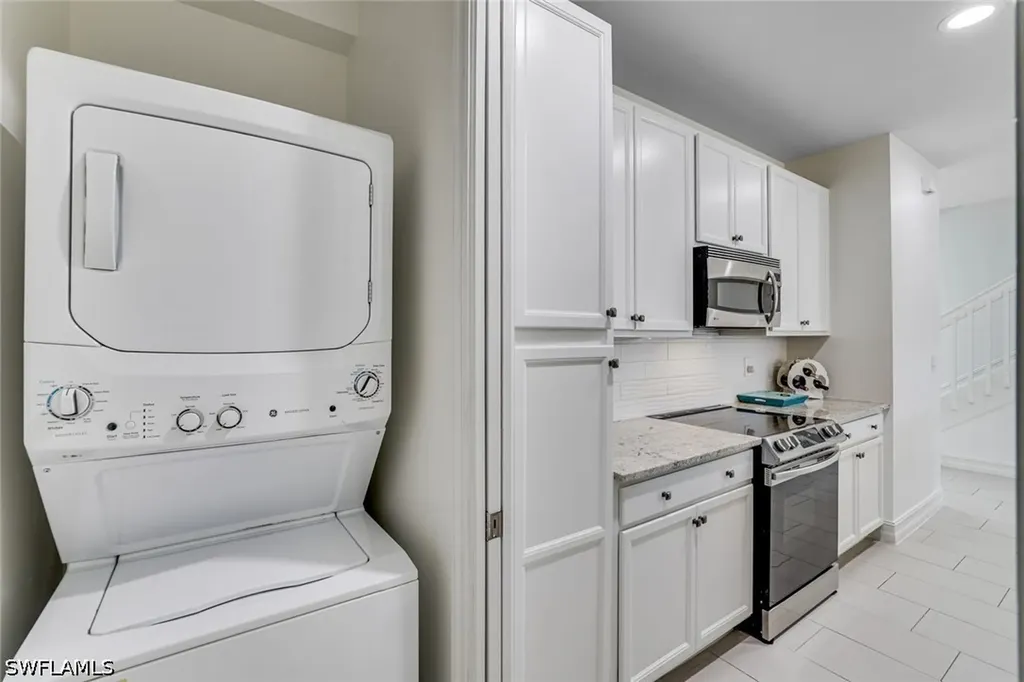 7918 Bristol Circle Naples FL 34120