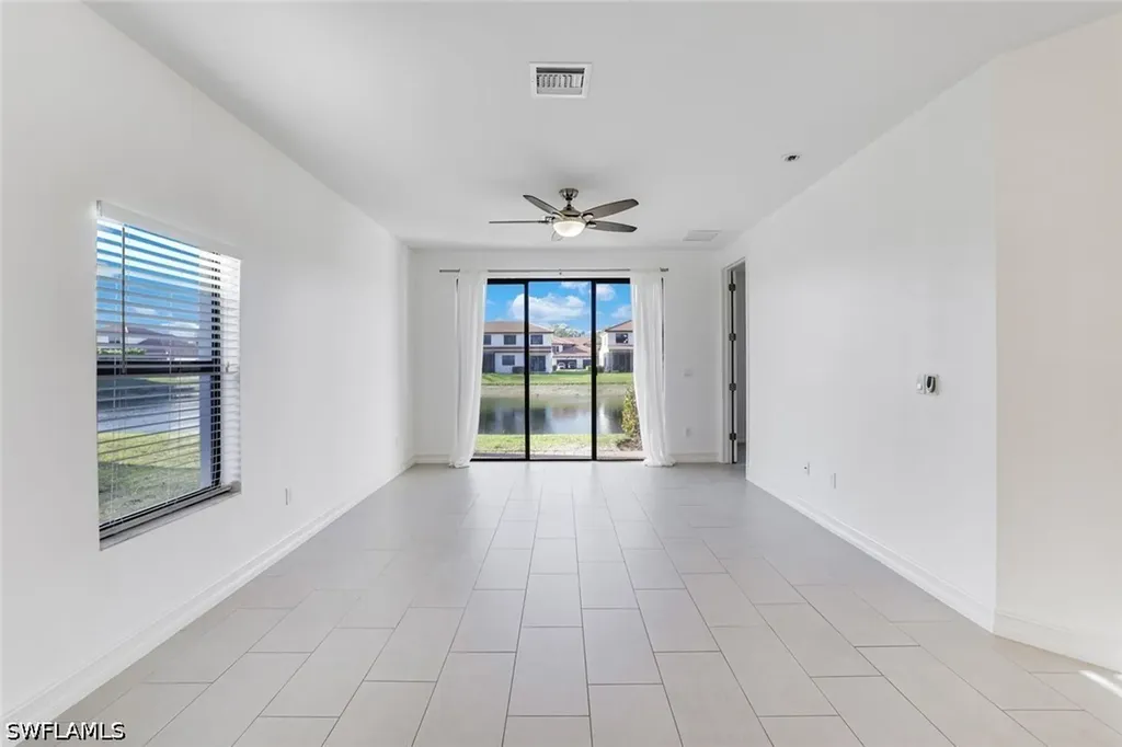 7918 Bristol Circle Naples FL 34120