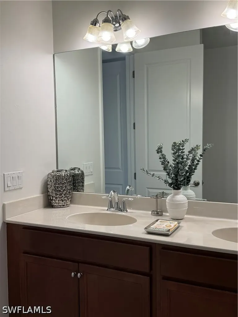7918 Bristol Circle Naples FL 34120