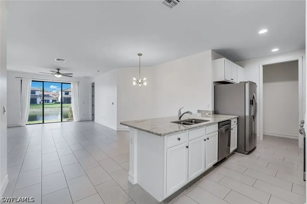 7918 Bristol Circle Naples FL 34120
